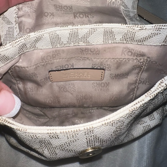 MICHAEL KORS… 3-Piece Purse Set… White, Gold, and Brown Leather…with MK Lock - Picture 7 of 13